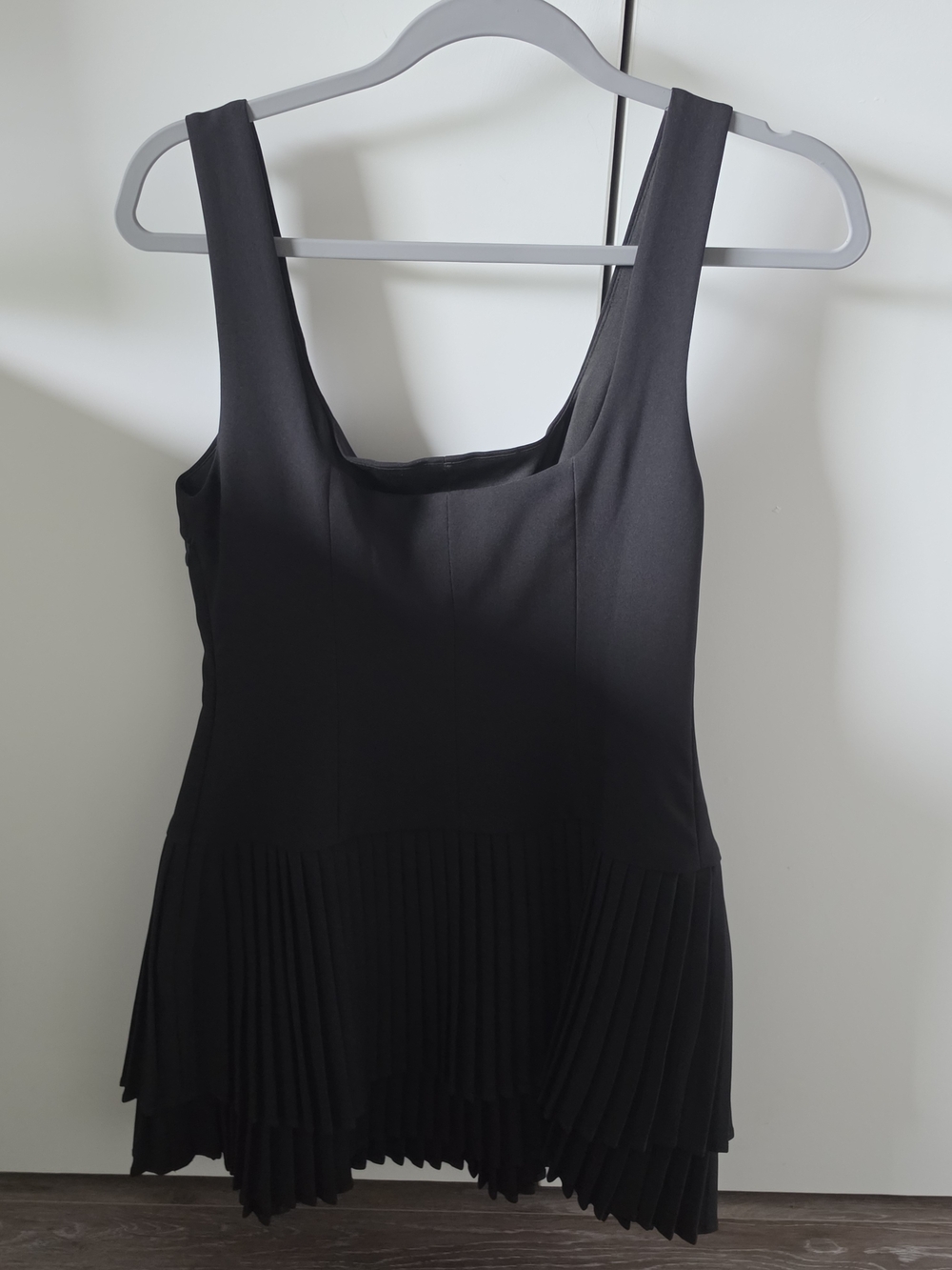 Commense Black Square Neck Dress with Pleated Hem